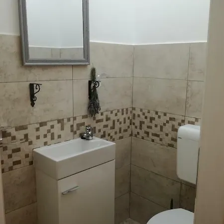 Kuca Za Odmor Pende Holiday home Banjol